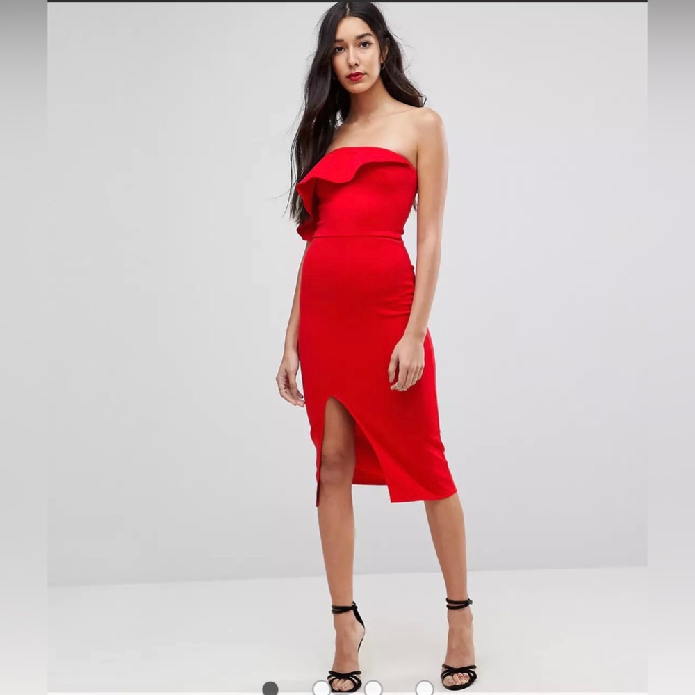 True Violet Tall Structured Bandeau Dress With Frill Detail And Side Split